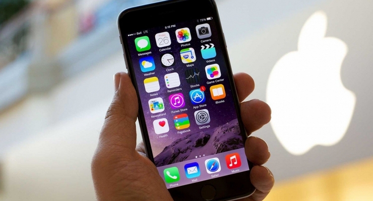 Apple возместит владельцам iPhone до $500 млн за замедление работы устройств